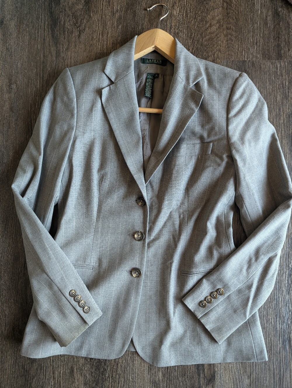 Lauren Ralph Lauren Wool Gray Pinstripe Tailored Blazer Size 4 (Small Flaw)